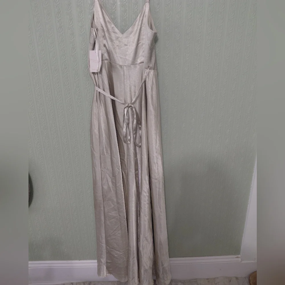 Nwt! BIRDY GREY Cindy Neutral Champagne Brides Maid Wrap Dress Satin Medium - Picture 5 of 8